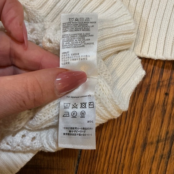 Barefoot Dreams Sunbleached Open Stitch Pullover Sweater in Pearl White Size L - Picture 7 of 7